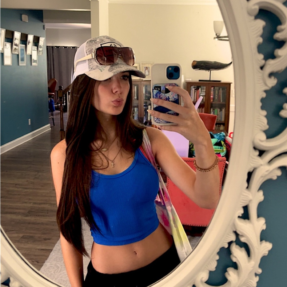 Meet your Posher, Suri